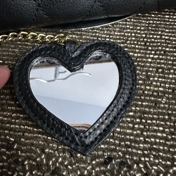 Juicy Couture Y2K Vintage Quilted wallet with attached heart mirror - Picture 8 of 13